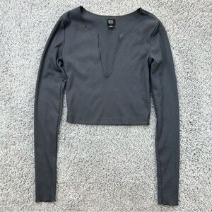 BDG Shirt Womens Small Long Sleeve V-Neck Cropped Urban Outfitters Basic Casual